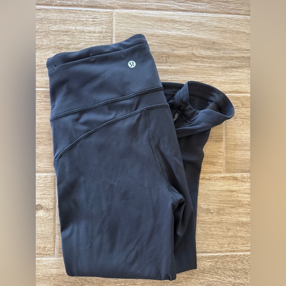 Cropped Lululemon Mesh Leggings